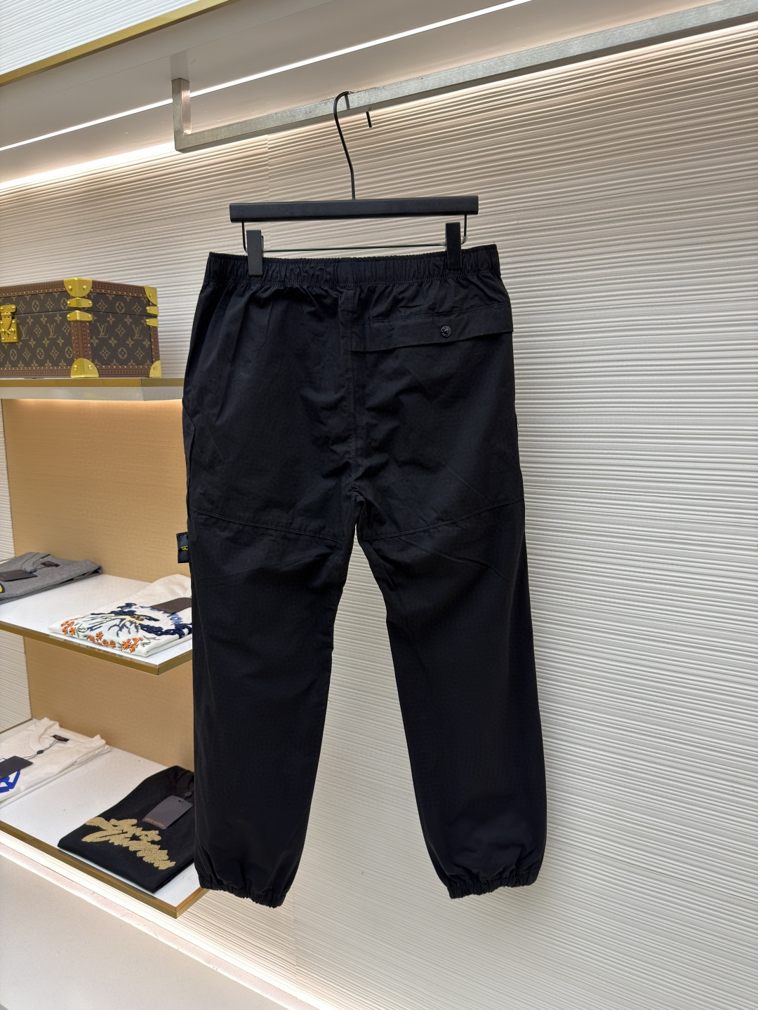 STONE ISLAND 石头岛 徽章松紧腰束脚工装裤 休闲裤 长裤 裤子 黑色 B0 K1S153100017S0003V0029