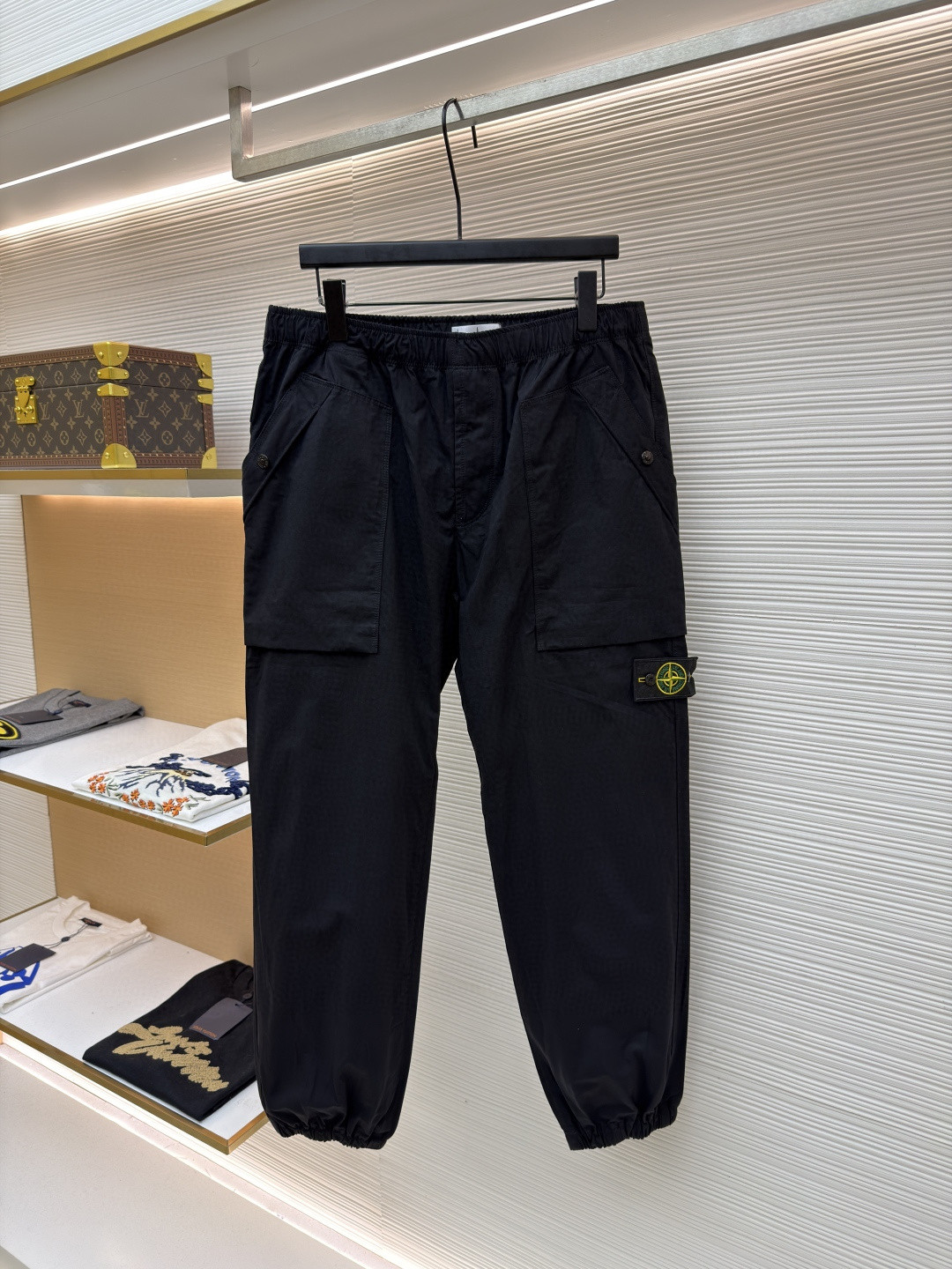 STONE ISLAND 石头岛 徽章松紧腰束脚工装裤 休闲裤 长裤 裤子 黑色 B0 K1S153100017S0003V0029