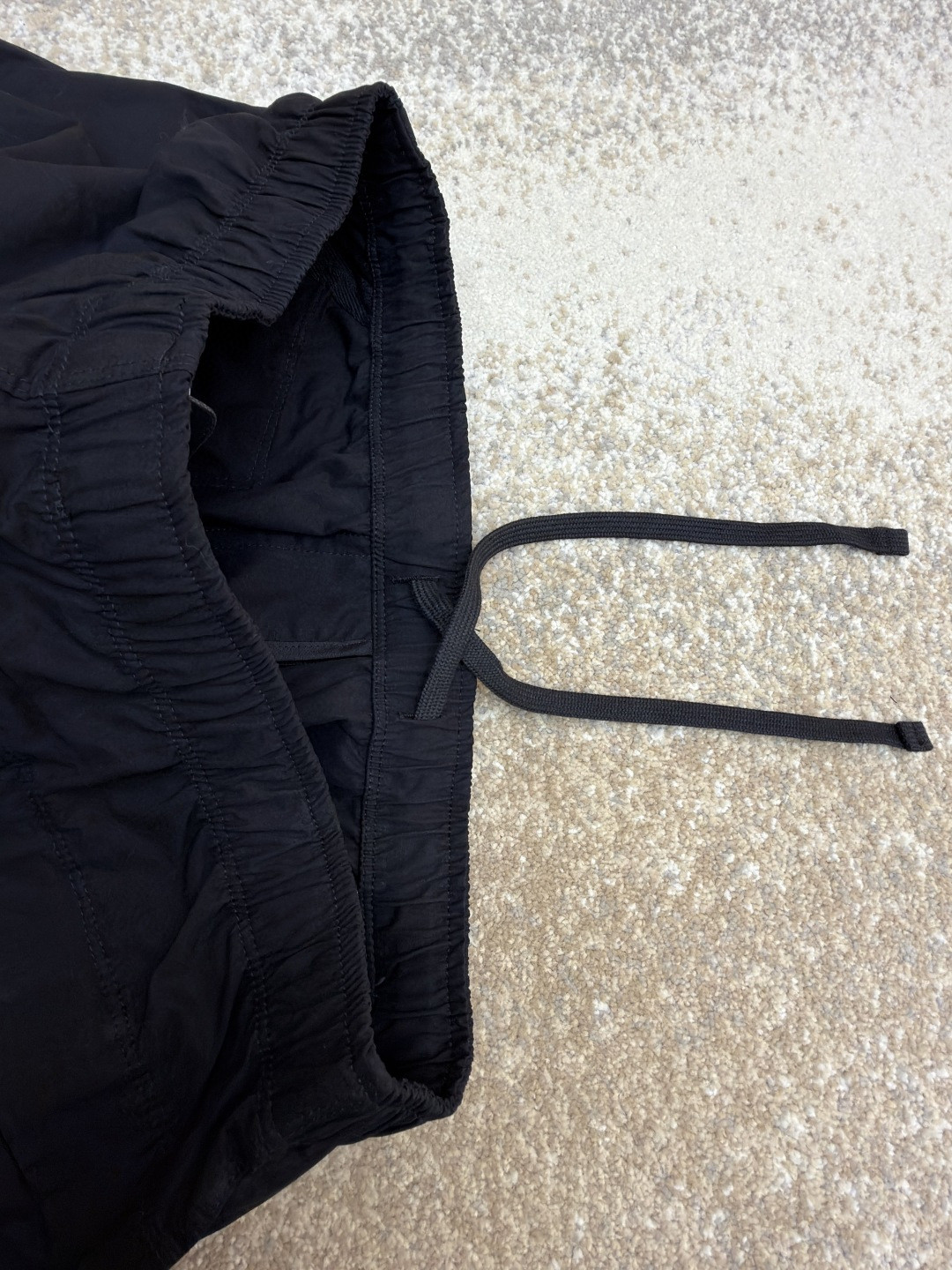 STONE ISLAND 石头岛 徽章松紧腰束脚工装裤 休闲裤 长裤 裤子 黑色 B0 K1S153100017S0003V0029