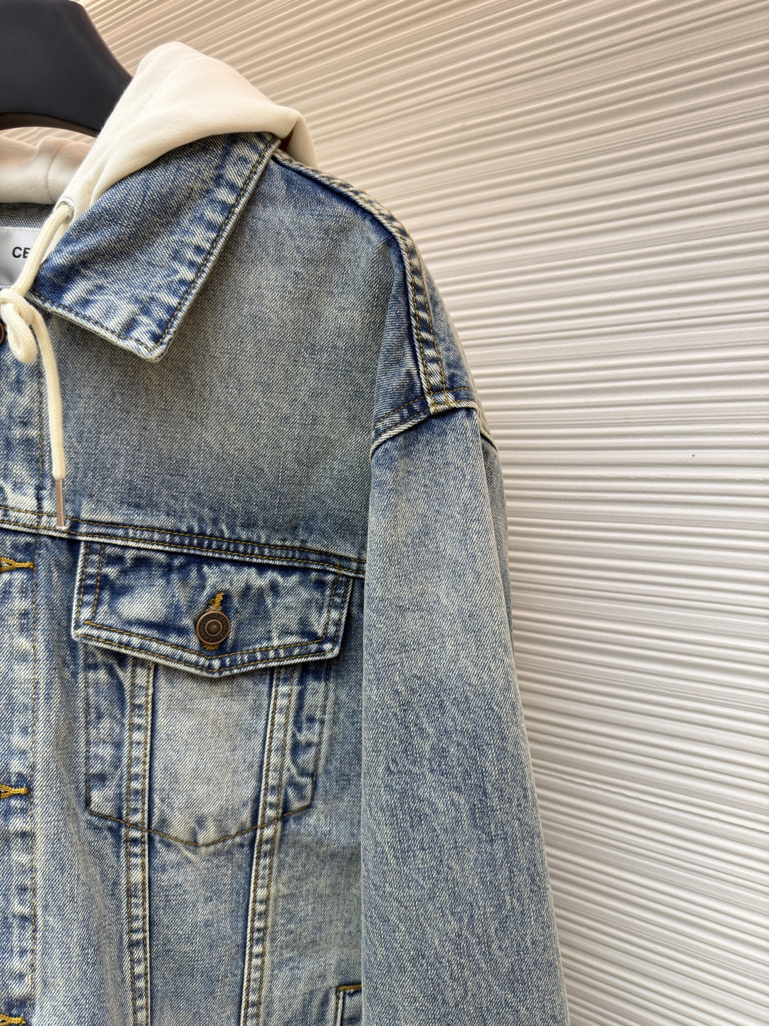 CELINE 赛琳 连帽牛仔外套 牛仔衣 夹克 长袖 黑灰色 黑色 蓝色 B5 2Q472947F-38CH