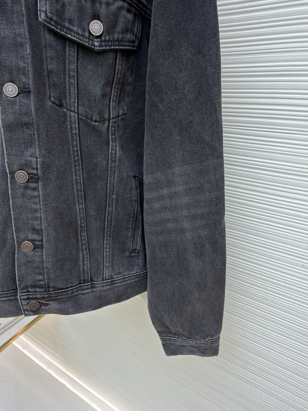 CELINE 赛琳 连帽牛仔外套 牛仔衣 夹克 长袖 黑灰色 黑色 蓝色 B5 2Q472947F-38CH