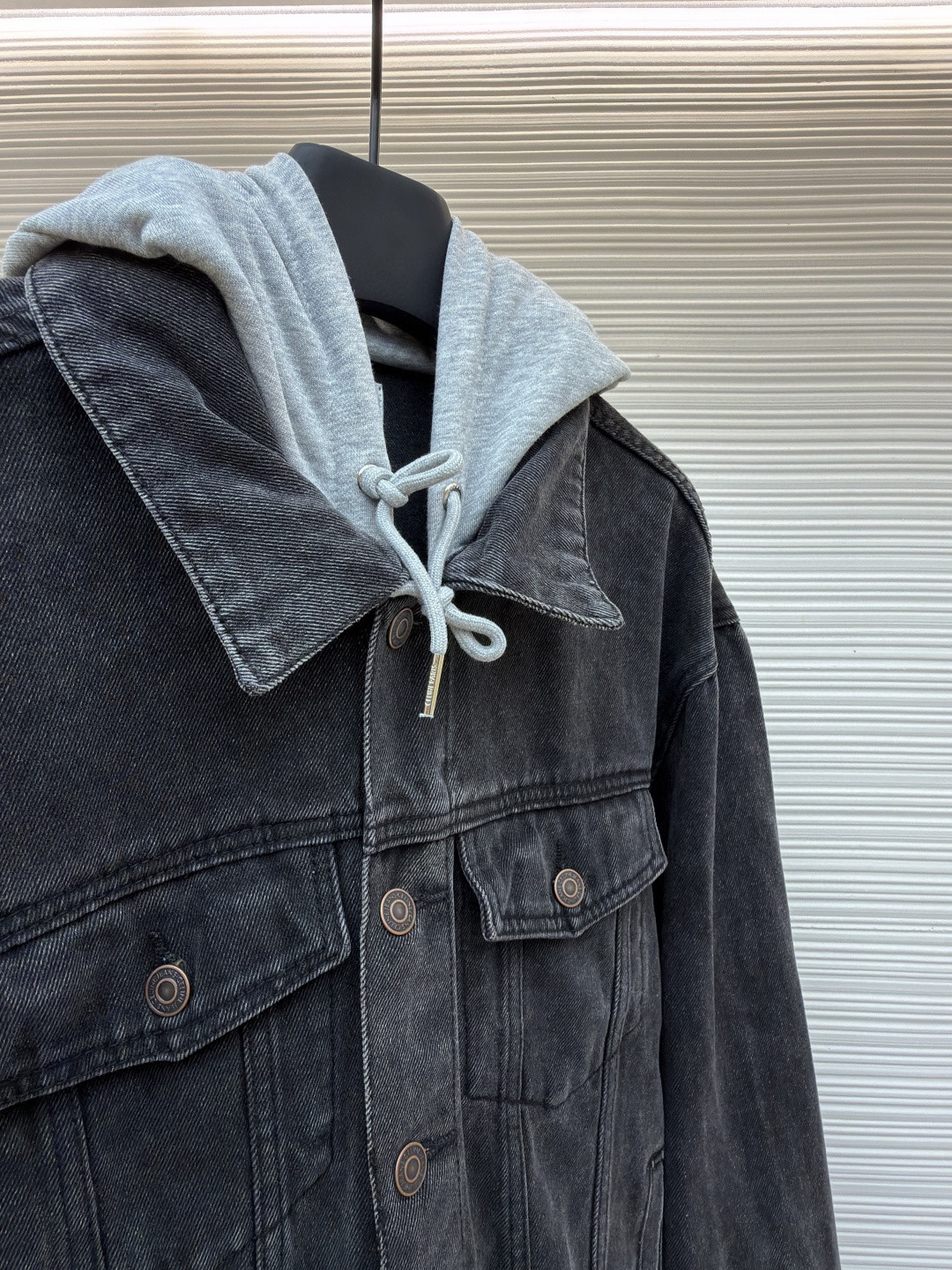 CELINE 赛琳 连帽牛仔外套 牛仔衣 夹克 长袖 黑灰色 黑色 蓝色 B5 2Q472947F-38CH