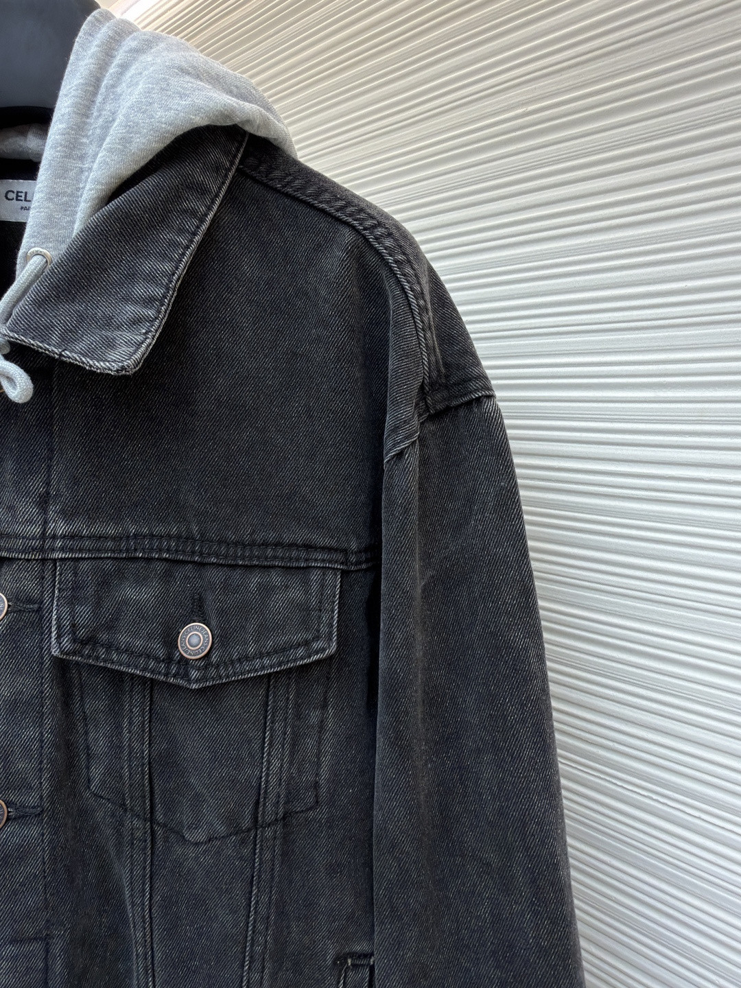 CELINE 赛琳 连帽牛仔外套 牛仔衣 夹克 长袖 黑灰色 黑色 蓝色 B5 2Q472947F-38CH