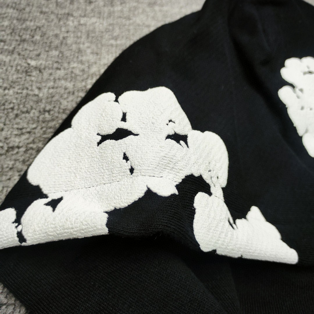 Denim Tears 花环图案发泡印花套头连帽卫衣 外套 黑色 B0 