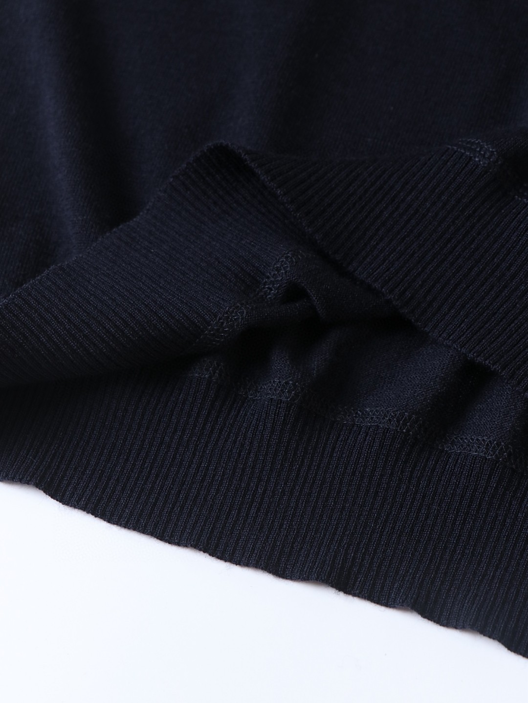 PRADA 普拉达 大logo提花针织衫 短袖 T恤 黑色 灰色 A2 UJN815-10ZG-F0008