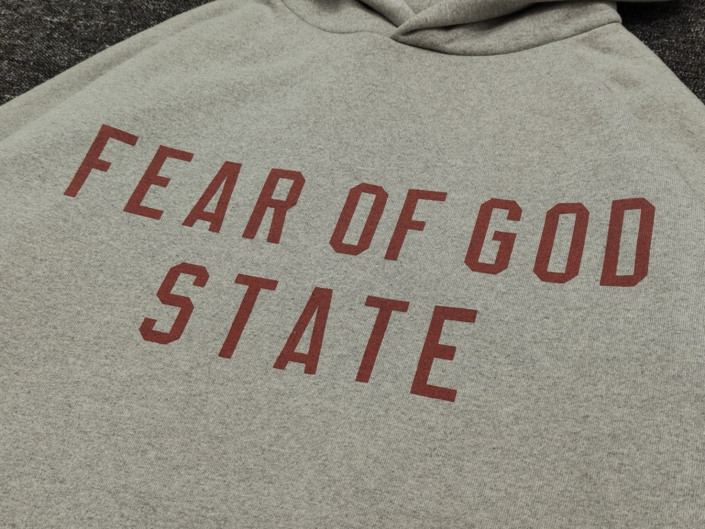 Fear of God Essentials fear of god state 字母印花 套头连帽卫衣 帽衫 外套 白色 黑色 灰色