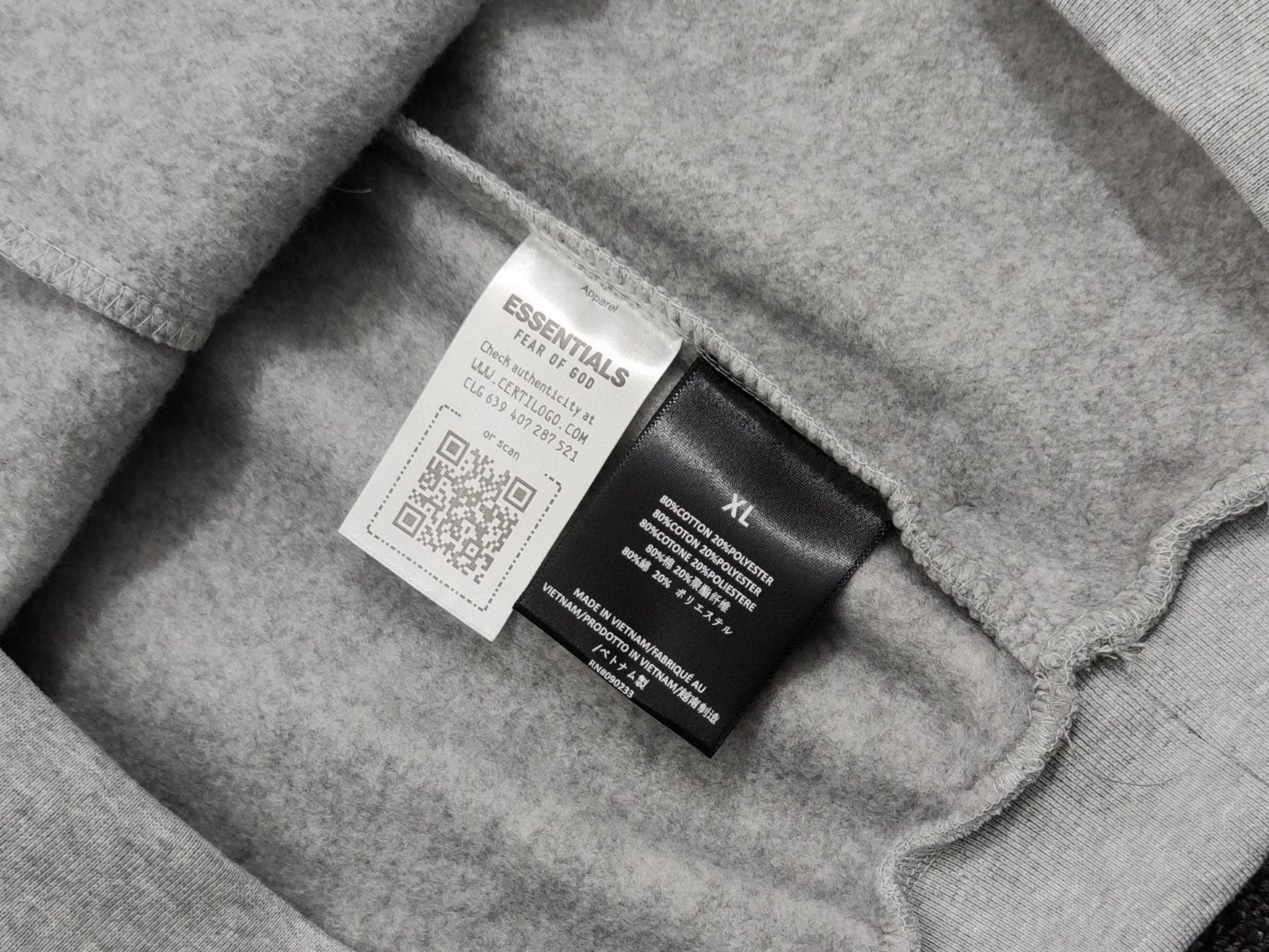 Fear of God Essentials FALL24 HOLIDAY 系列 Fleece Hoodie 套头连帽卫衣 帽衫 外套 棕色 卡其色 灰色 黑色