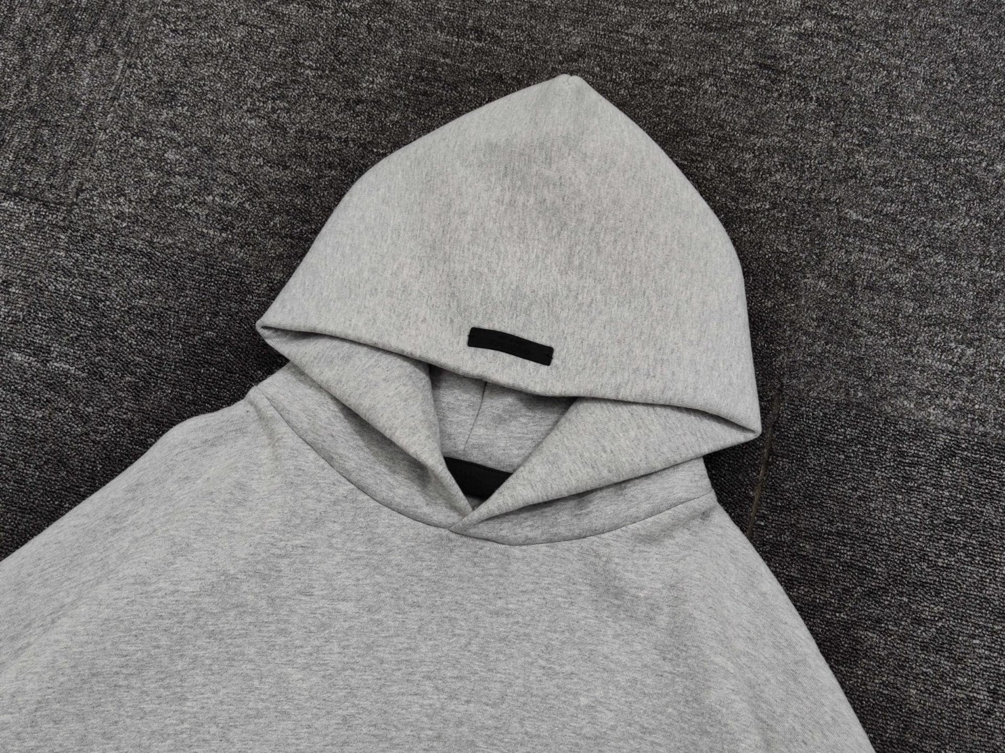 Fear of God Essentials FALL24 HOLIDAY 系列 Fleece Hoodie 套头连帽卫衣 帽衫 外套 棕色 卡其色 灰色 黑色