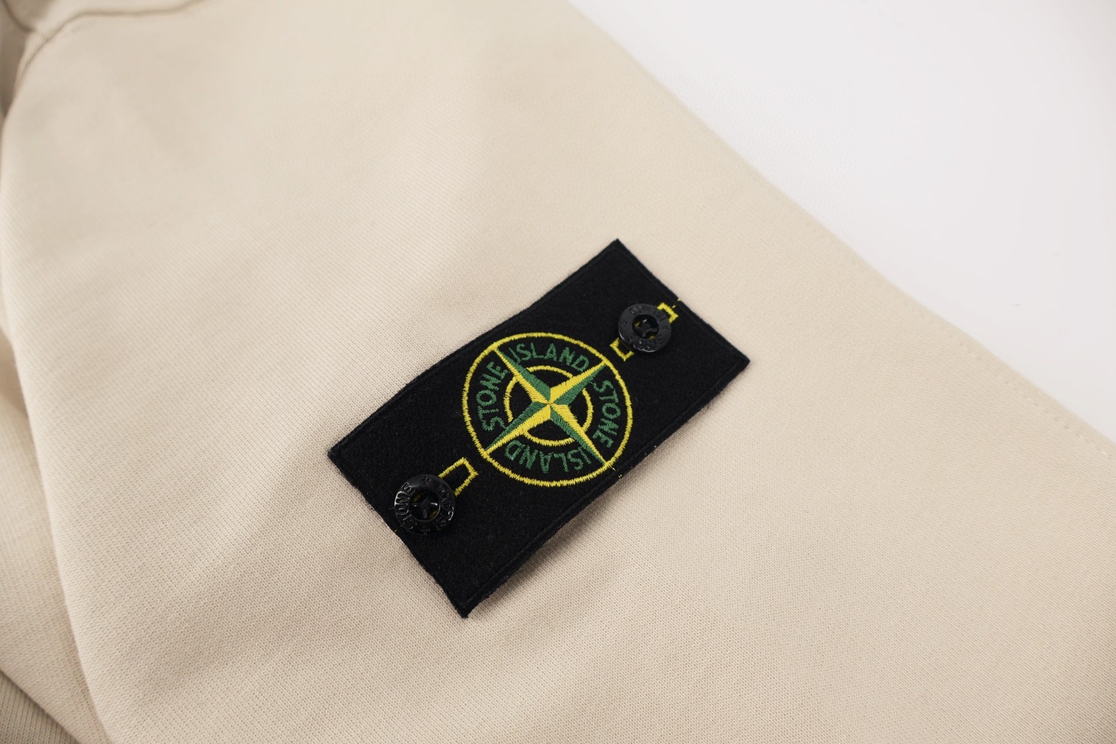 STONE ISLAND 石头岛 袖口徽标套头连帽卫衣 帽衫 外套 长袖 米色 B0 791561720-V0097