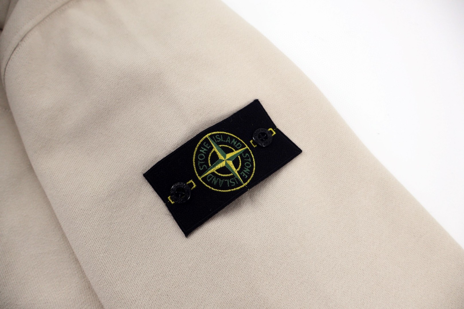 STONE ISLAND 石头岛 袖口徽标拉链连帽卫衣 抓绒 长袖 外套 杏色 B0 771564220-V0090