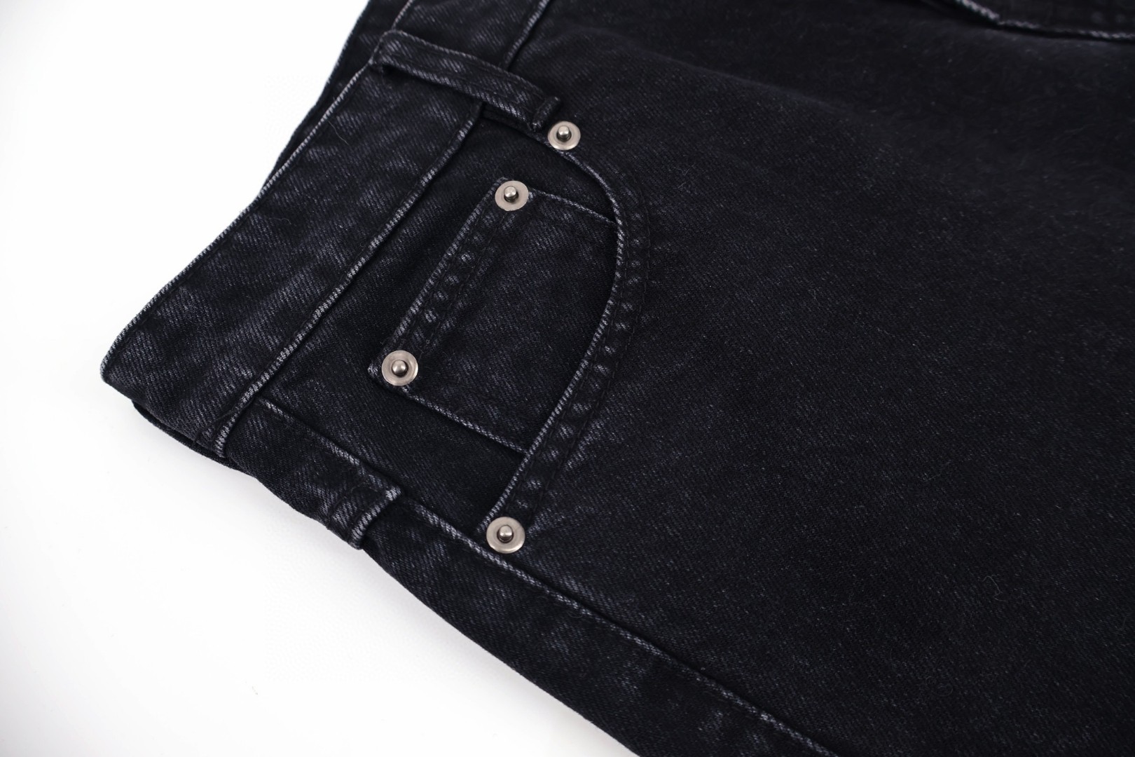 MIU MIU 徽标水洗黑直筒牛仔裤 长裤 裤子 黑色 B0