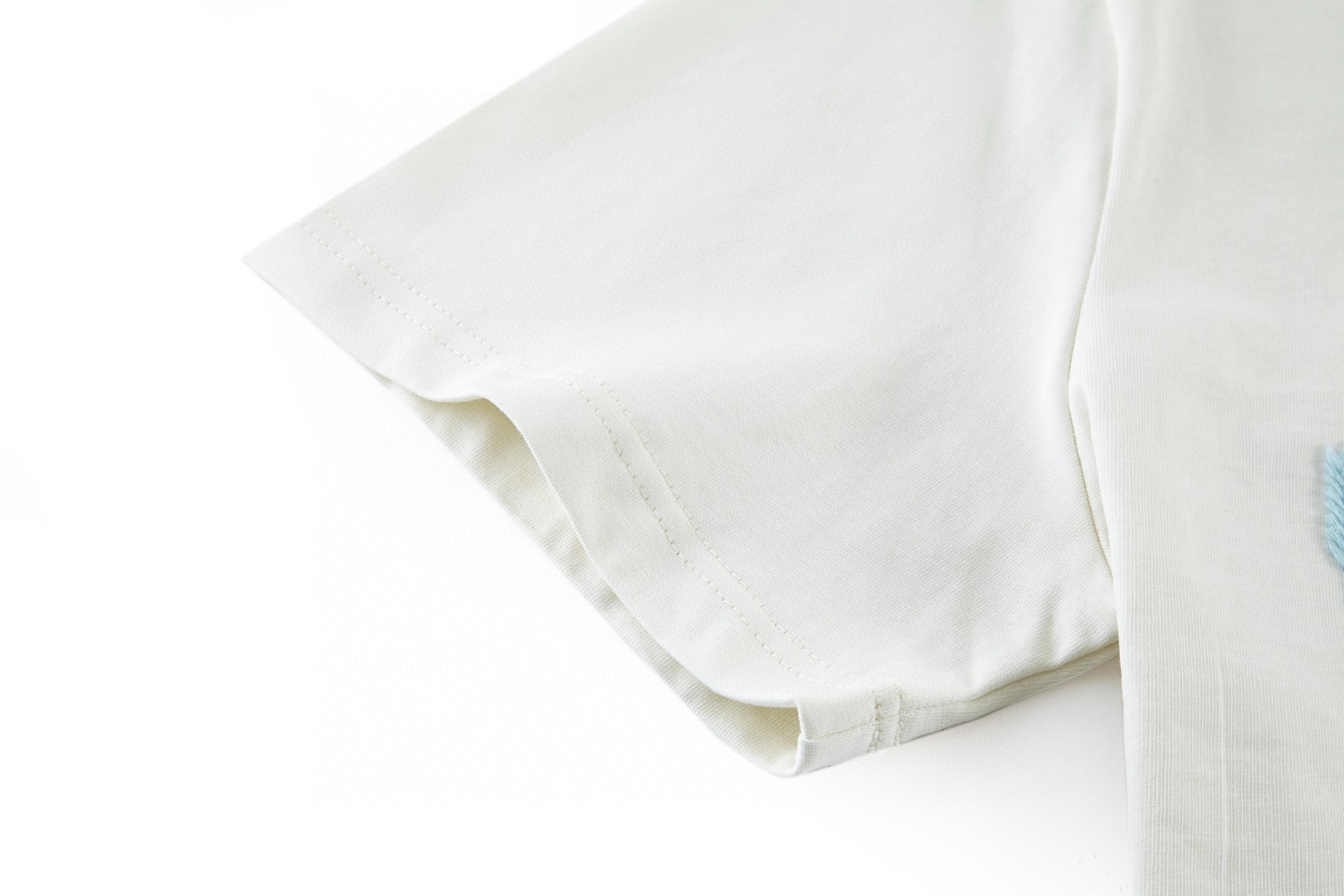 LOUIS VUITTON 路易威登 前后字母浮雕刺绣圆领短袖 T恤 白色 A0 1AIKD4