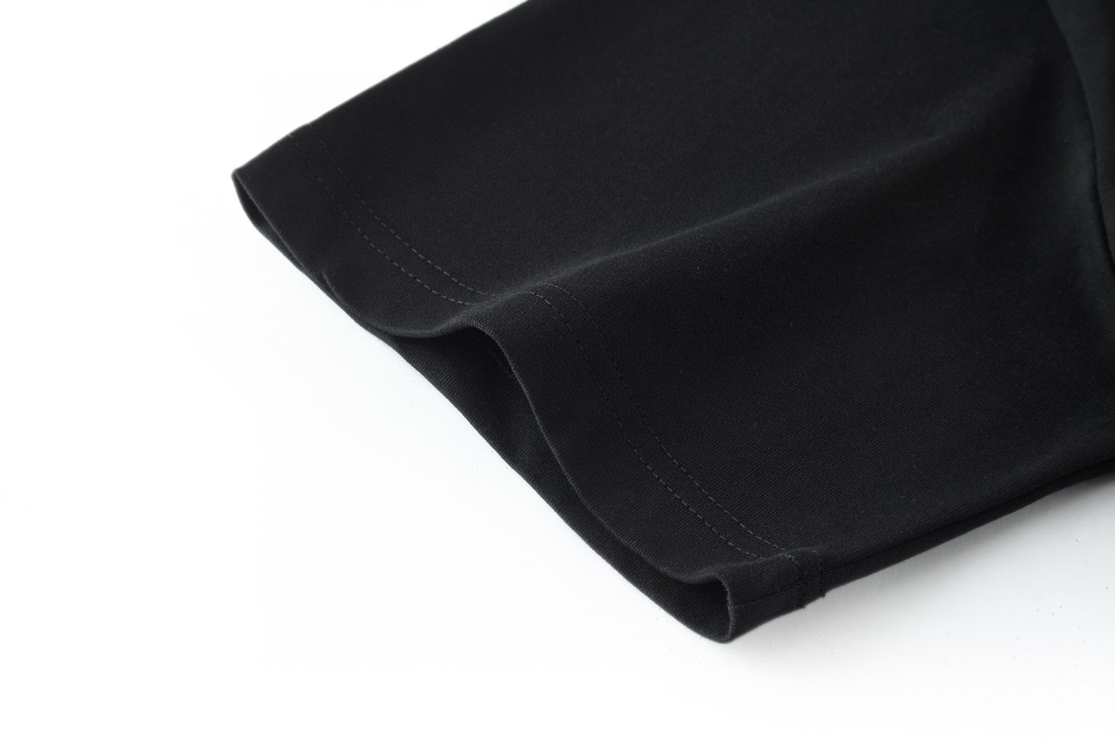 GUCCI 古驰 刺绣双G圆领短袖T恤 夏季 黑色 绿色 A0 854394-XJHN0-1043