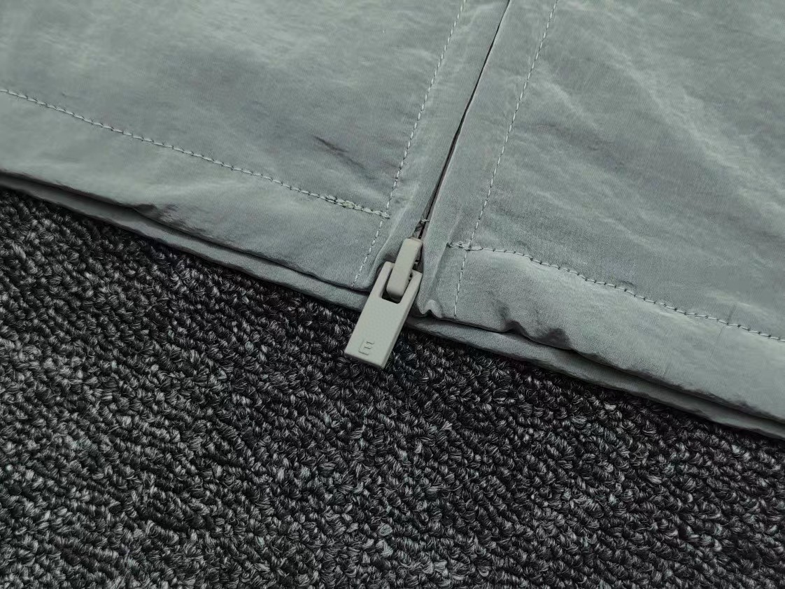 Fear of God Essentials 机能金属拉链尼龙夹克 外套 防晒服 金属蓝 水墨黑 金属铜 B0 202SP245141FW