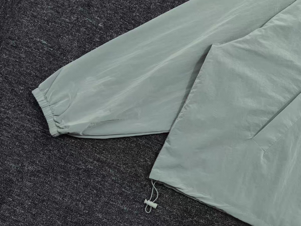 Fear of God Essentials 机能金属拉链尼龙夹克 外套 防晒服 金属蓝 水墨黑 金属铜 B0 202SP245141FW