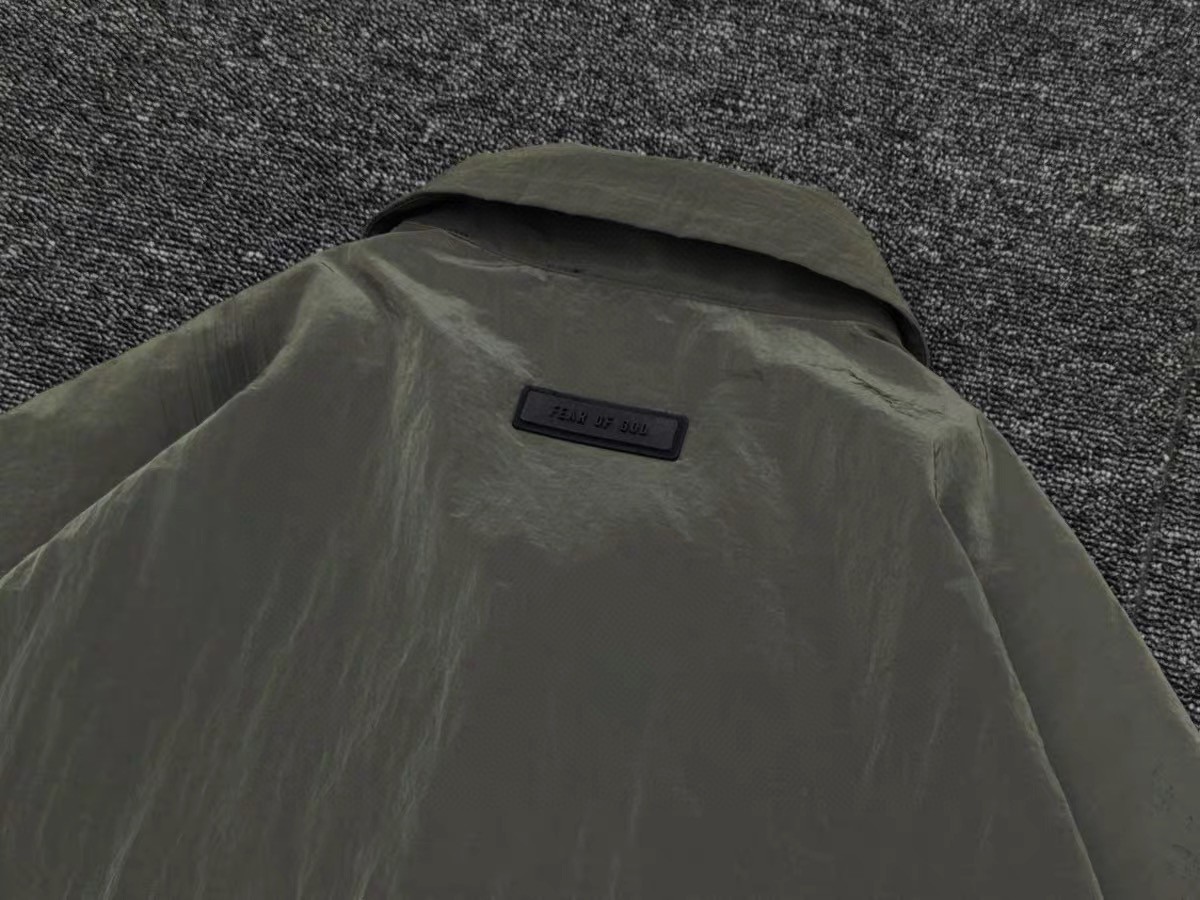 Fear of God Essentials 机能金属拉链尼龙夹克 外套 防晒服 金属蓝 水墨黑 金属铜 B0 202SP245141FW