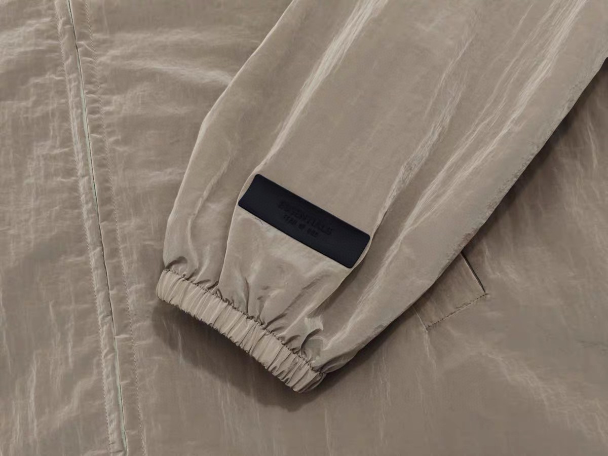 Fear of God Essentials 机能金属拉链尼龙夹克 外套 防晒服 金属蓝 水墨黑 金属铜 B0 202SP245141FW