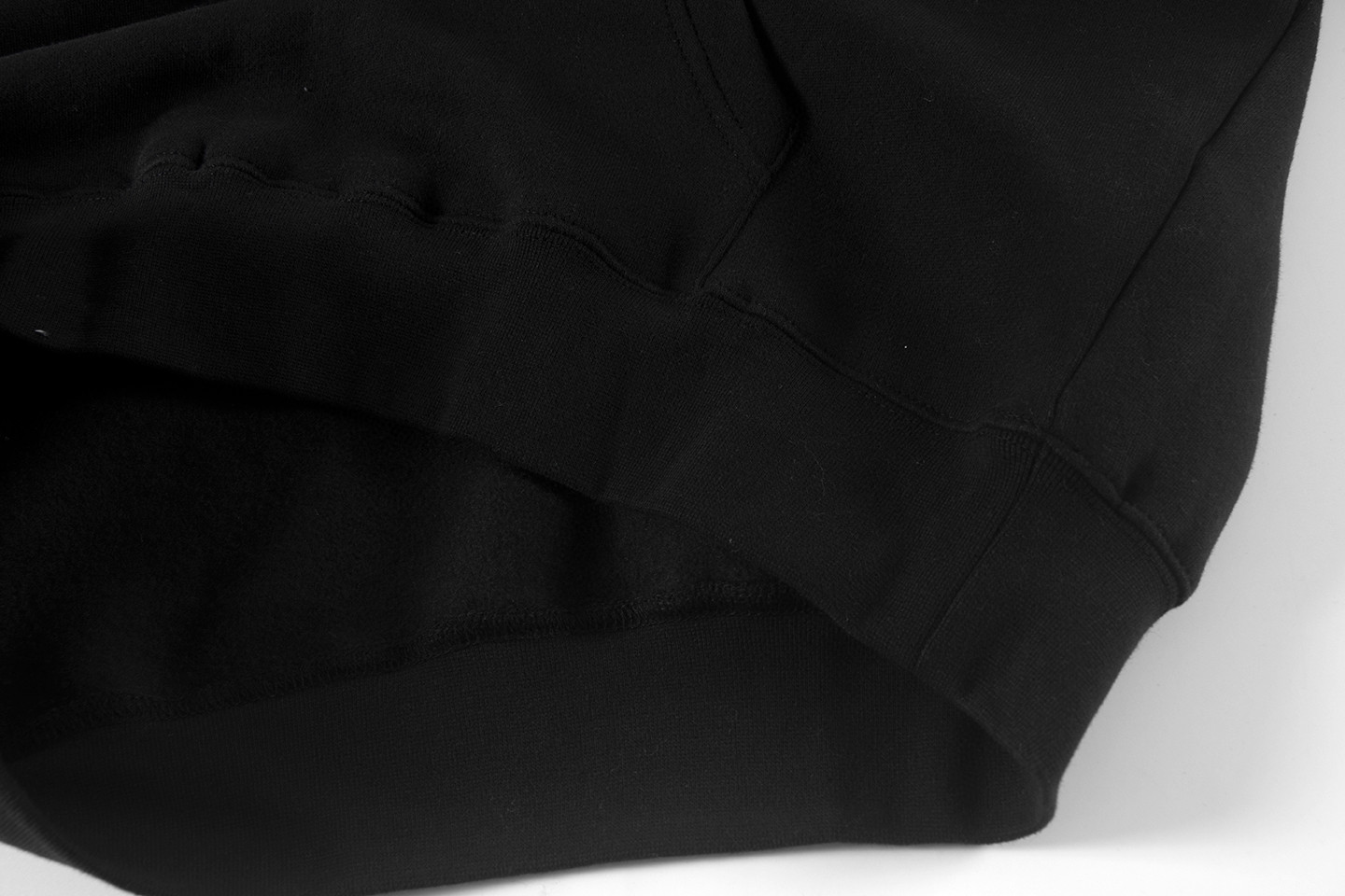 Fear of God Essentials 后背Essentials涂鸦字母印花 抓绒 套头连帽卫衣 外套 灰色 黑色