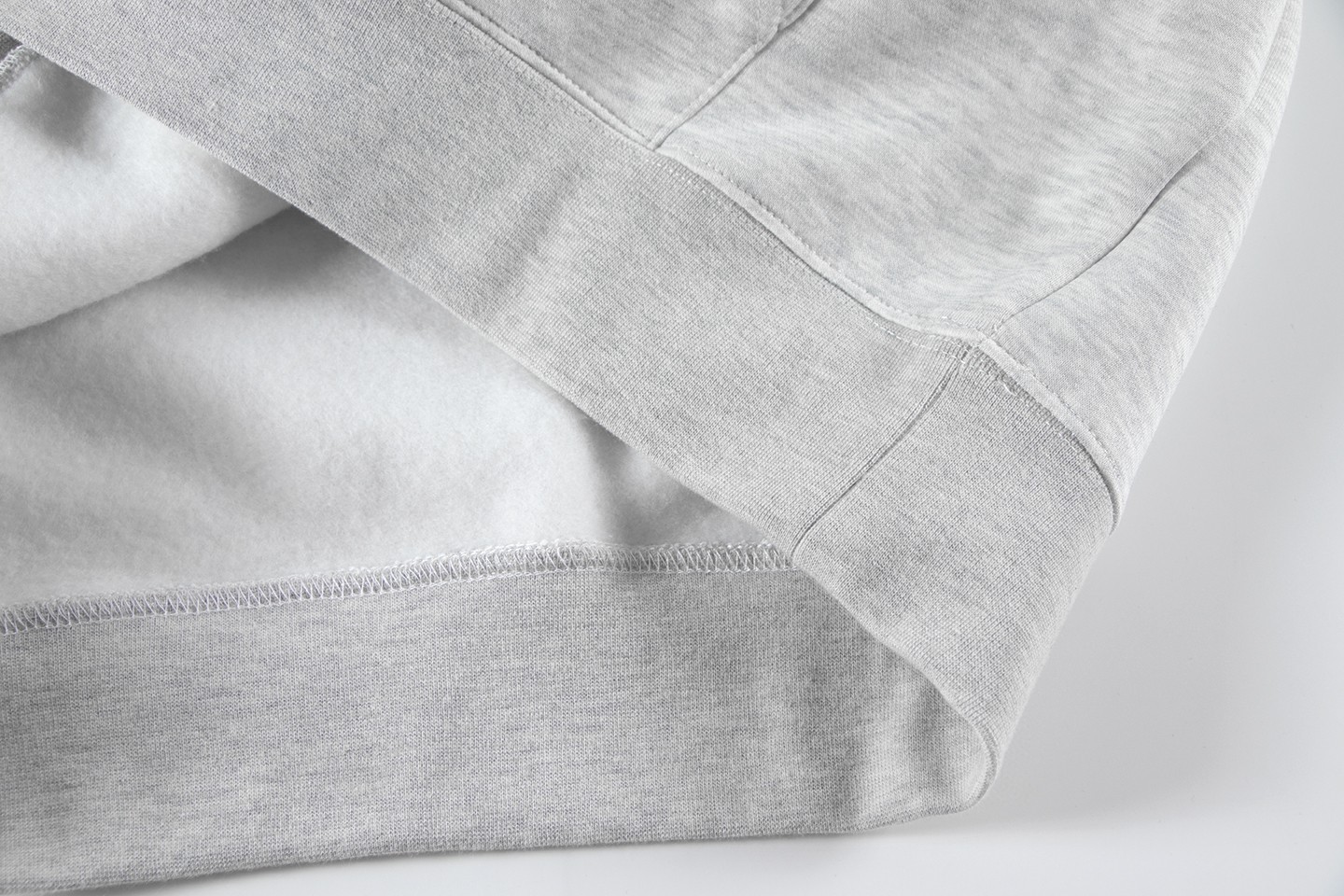 Fear of God Essentials 后背Essentials涂鸦字母印花 抓绒 套头连帽卫衣 外套 灰色 黑色