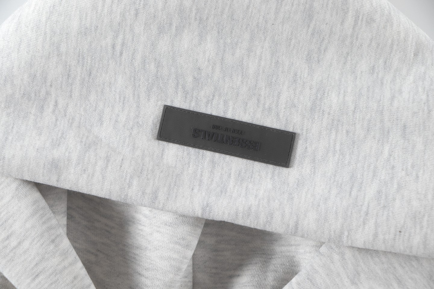 Fear of God Essentials 后背Essentials涂鸦字母印花 抓绒 套头连帽卫衣 外套 灰色 黑色