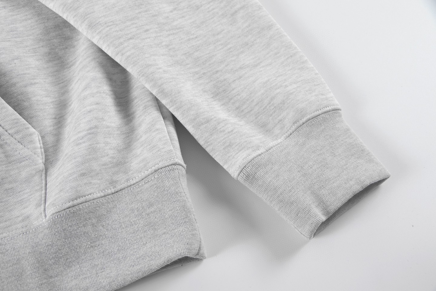 Fear of God Essentials 后背Essentials涂鸦字母印花 抓绒 套头连帽卫衣 外套 灰色 黑色