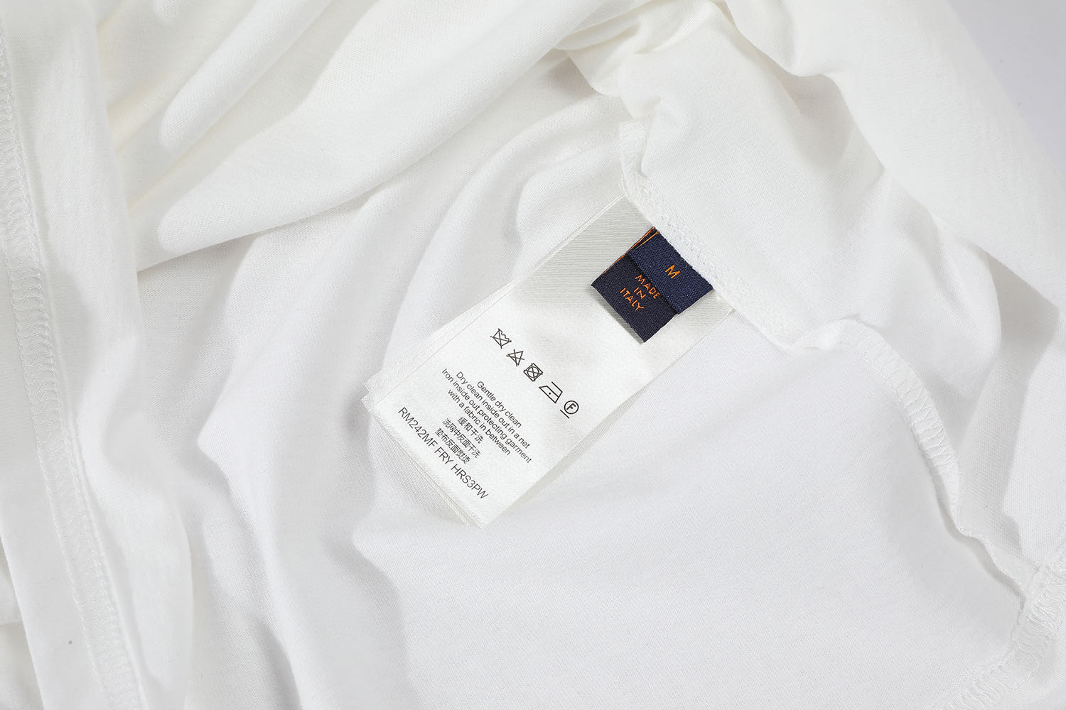 LOUIS VUITTON 路易威登 艺术字母印花短袖 T恤 白色 A0 1A7XNE