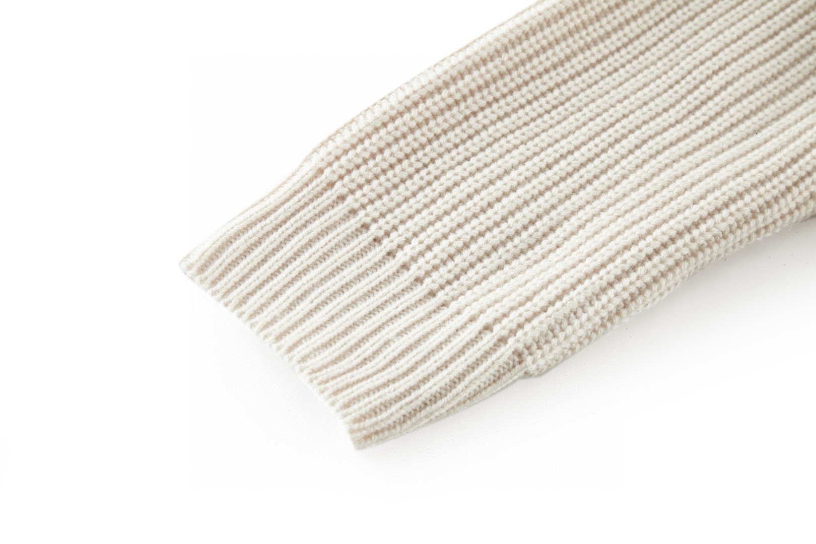 FENDI 芬迪 刺绣标识毛衣 针织衫 外套 保暖 长袖 米白色 蓝色 B0 FZX091AW0CF0N5W