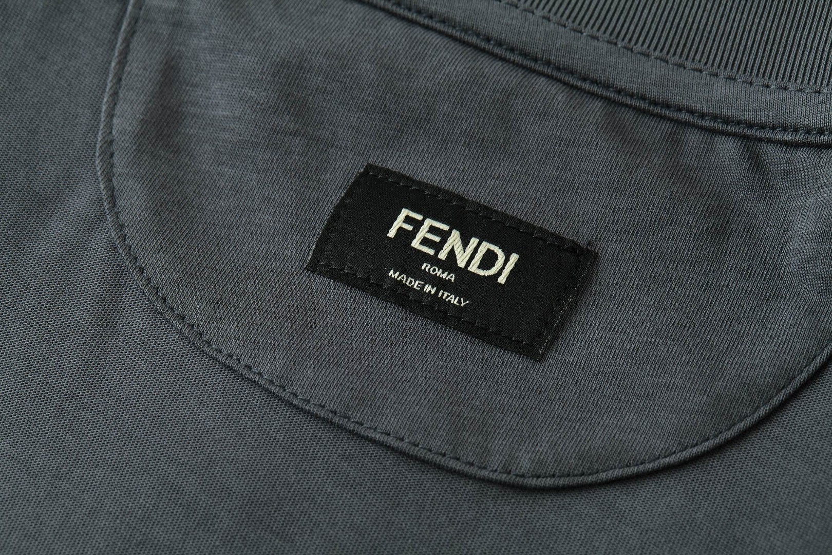 FENDI 芬迪 刺绣标识T恤 短袖 套头 夏季 灰色 A0 FY0936AVOJF0UU0