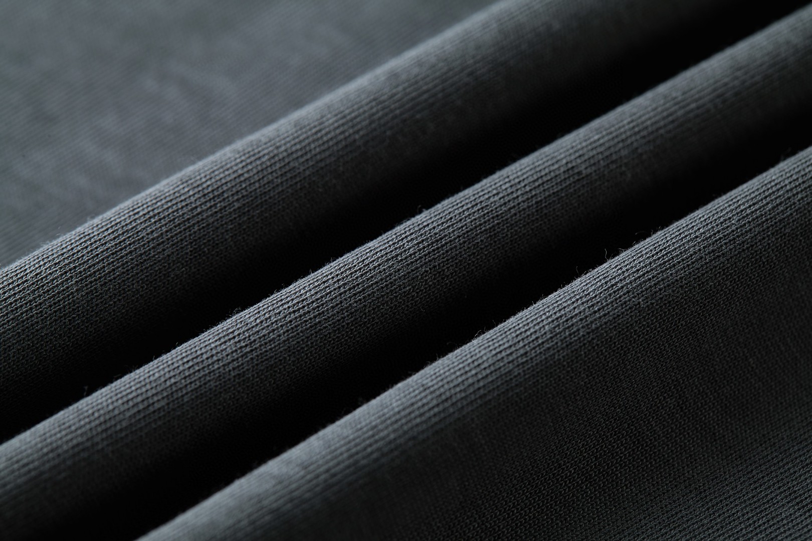 FENDI 芬迪 刺绣标识T恤 短袖 套头 夏季 灰色 A0 FY0936AVOJF0UU0