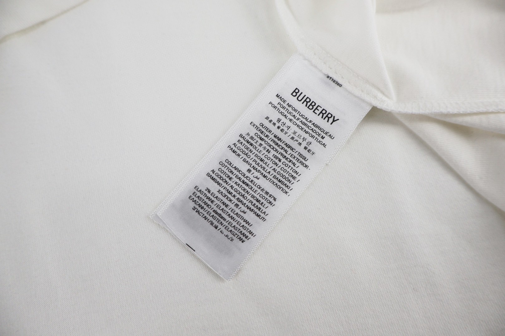 Burberry 巴宝莉 马年新禧贺岁系列 毛巾绣战马 圆领 短袖 T恤 夏季 黑色 红色 米色 白色 A0 81183811