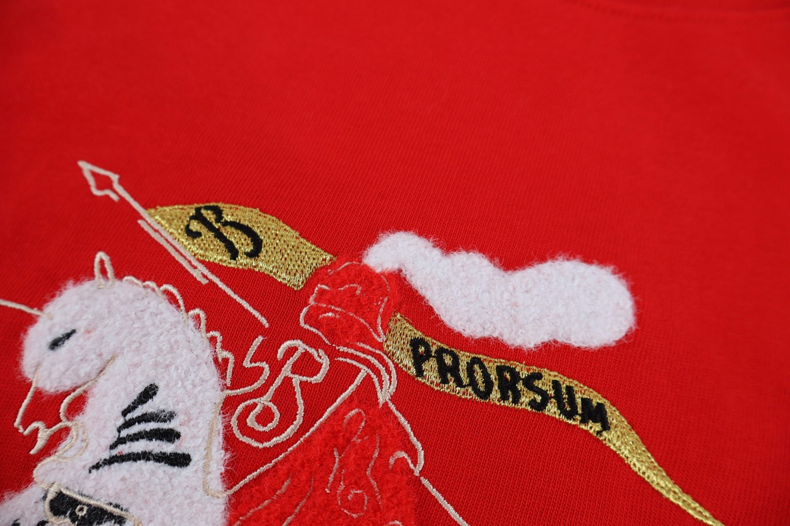 Burberry 巴宝莉 马年新禧贺岁系列 毛巾绣战马 圆领 短袖 T恤 夏季 黑色 红色 米色 白色 A0 81183811