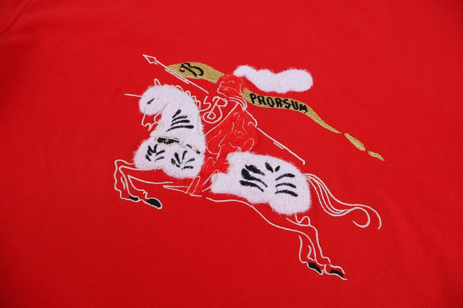 Burberry 巴宝莉 马年新禧贺岁系列 毛巾绣战马 圆领 短袖 T恤 夏季 黑色 红色 米色 白色 A0 81183811