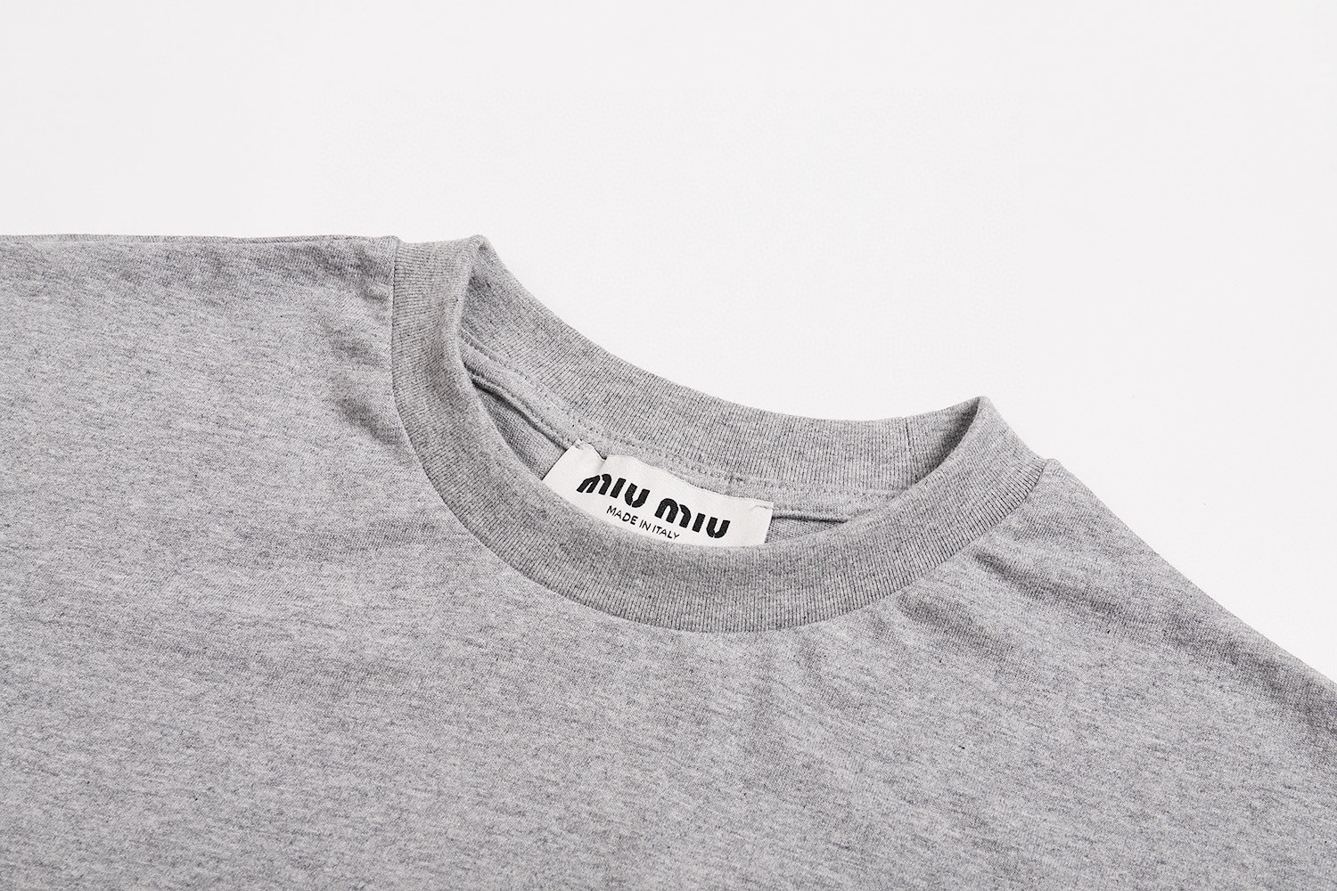 MIU MIU 贴布字母logo 圆领 休闲短袖 T恤 夏季 白色 灰色 A0