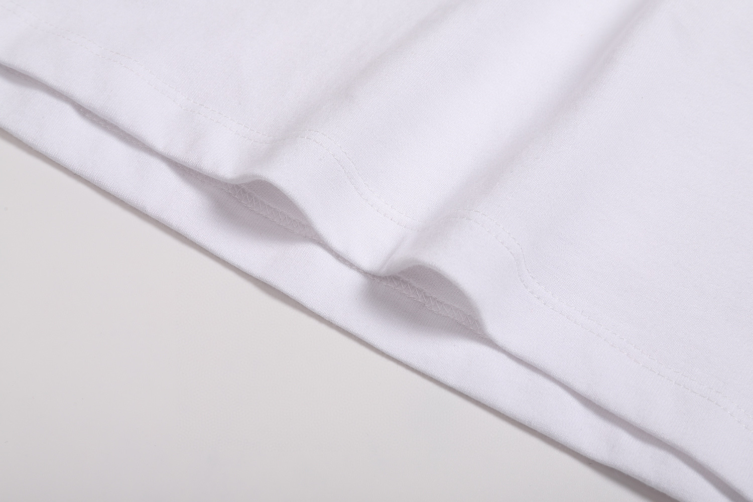 MIU MIU 贴布字母logo 圆领 休闲短袖 T恤 夏季 白色 灰色 A0