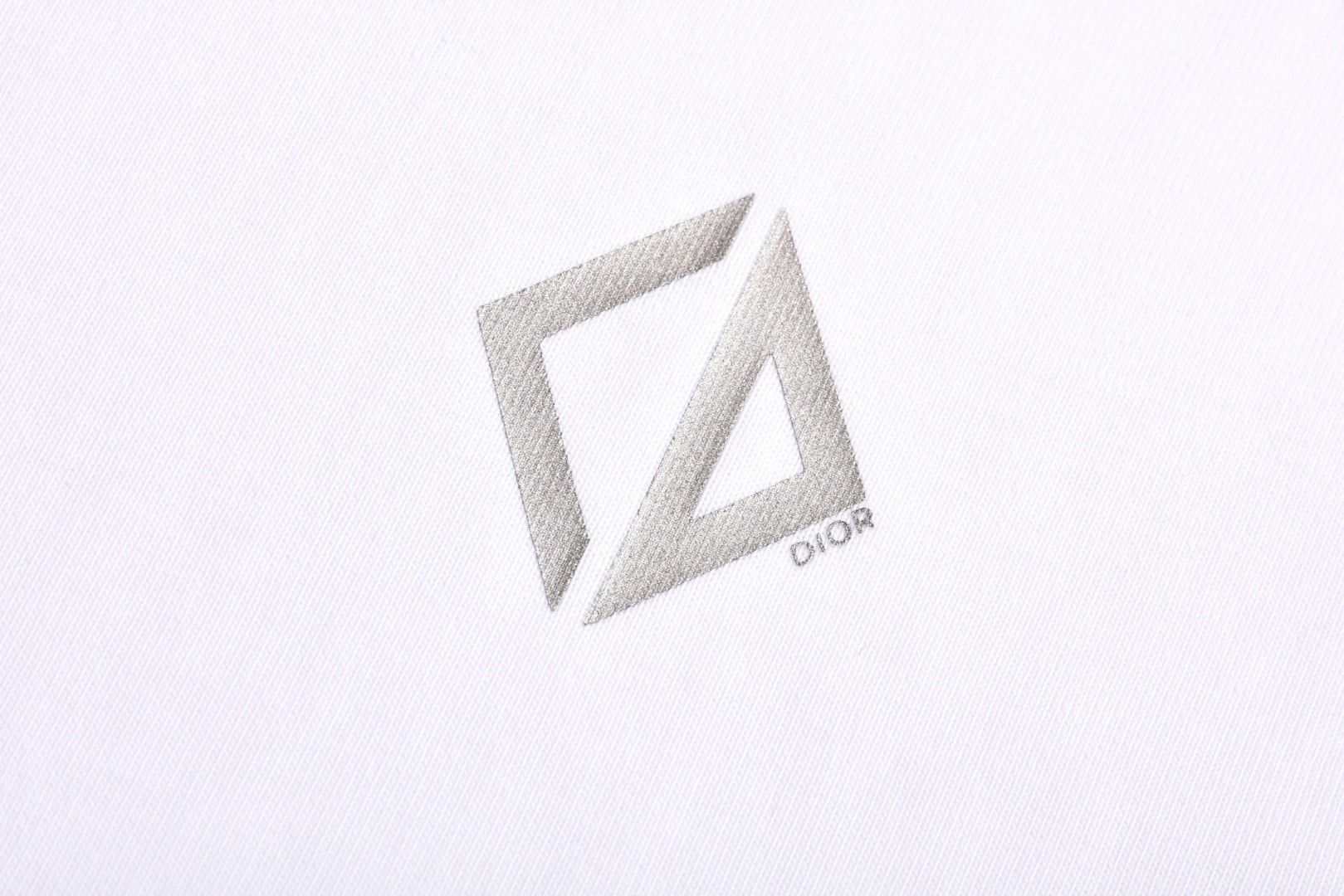 DIOR 迪奥银色CD印花短袖 T恤 夏季 白色 黑色 A0  MJN559-14RW-F0008