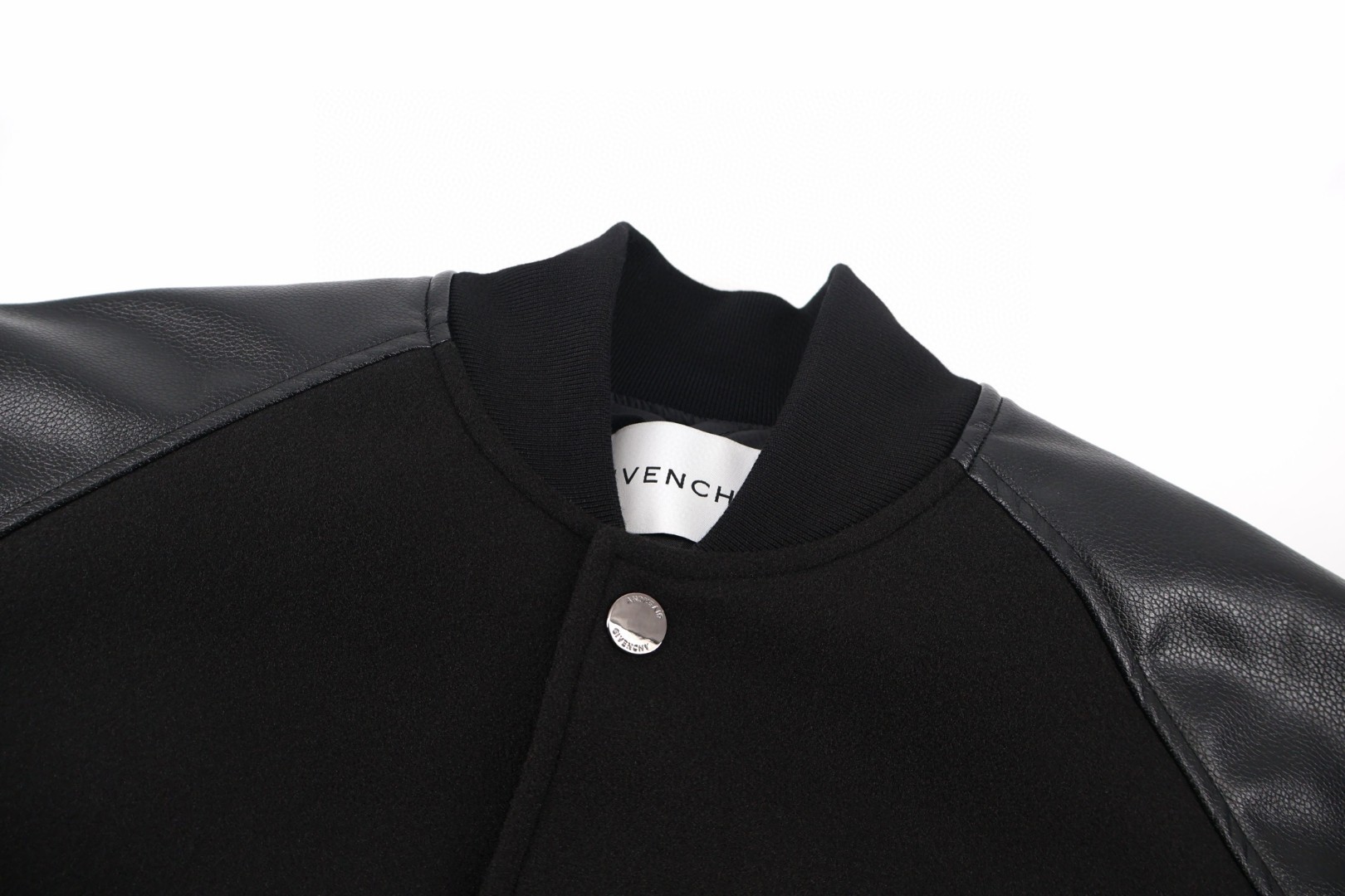 Givenchy 纪梵希 字母刺绣拼皮袖夹棉棒球服 夹克 外套 长袖 黑色 C0 BM01F26Y43-001