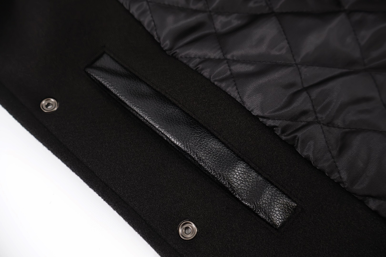 Givenchy 纪梵希 字母刺绣拼皮袖夹棉棒球服 夹克 外套 长袖 黑色 C0 BM01F26Y43-001