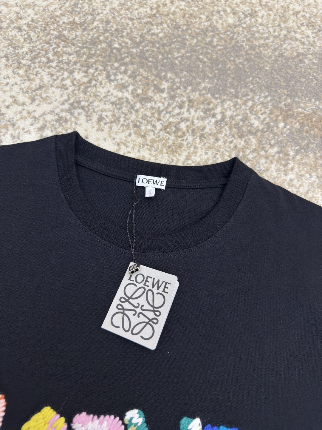 Loewe 罗意威 彩色毛线袖圆领短袖 T恤 夏季 黑色 A2 H526Y22XBF-1100