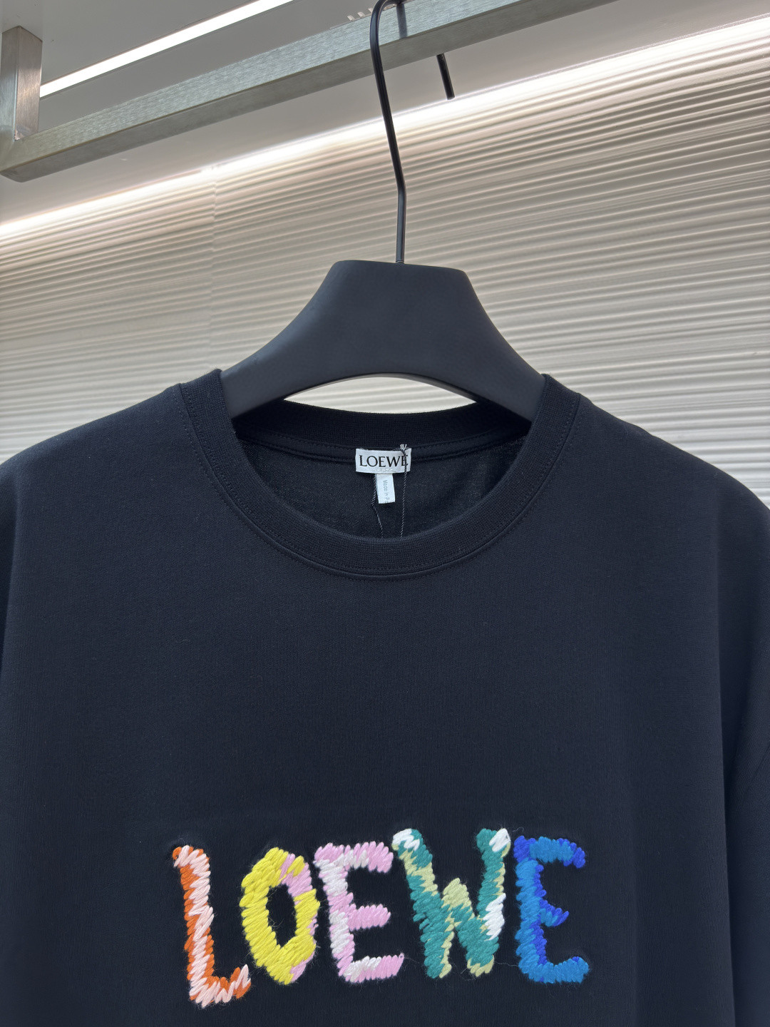 Loewe 罗意威 彩色毛线袖圆领短袖 T恤 夏季 黑色 A2 H526Y22XBF-1100