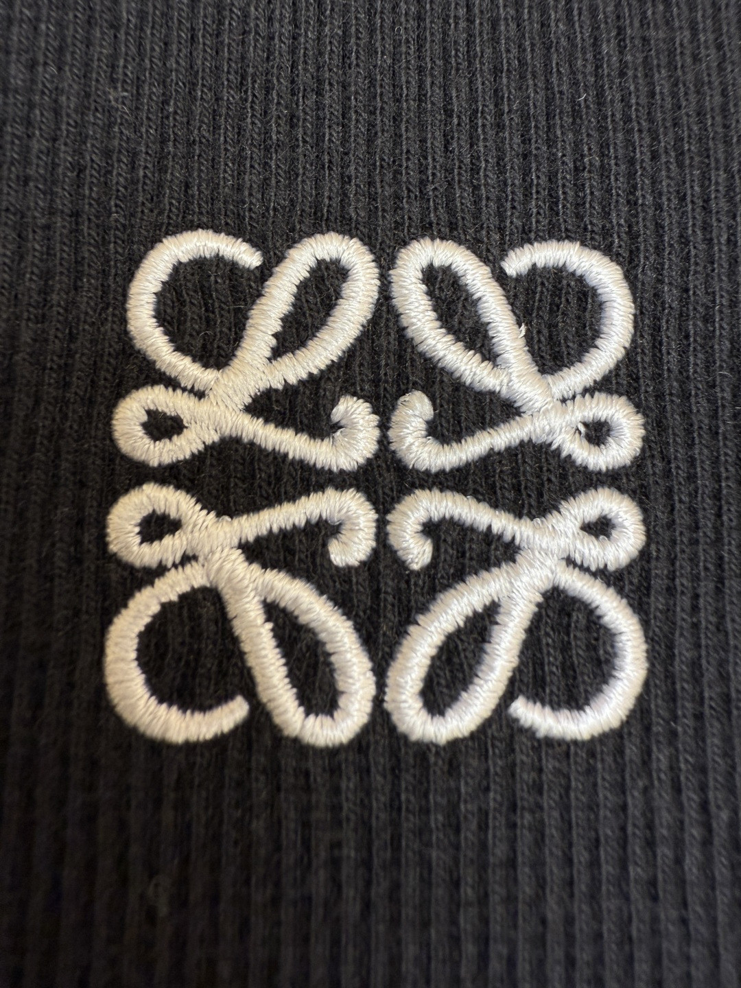 LOEWE 罗意威 胸口刺绣logo长袖T恤 打底衫 灰色 白色 黑色 A5 H526Y22XAZ-1440