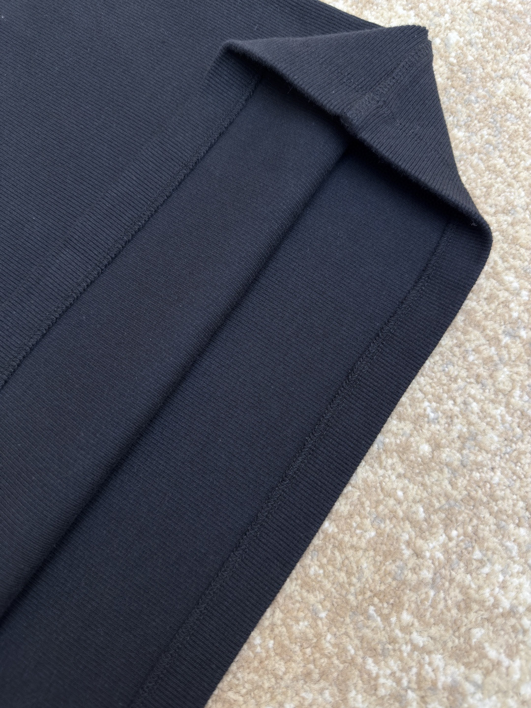 LOEWE 罗意威 胸口刺绣logo长袖T恤 打底衫 灰色 白色 黑色 A5 H526Y22XAZ-1440