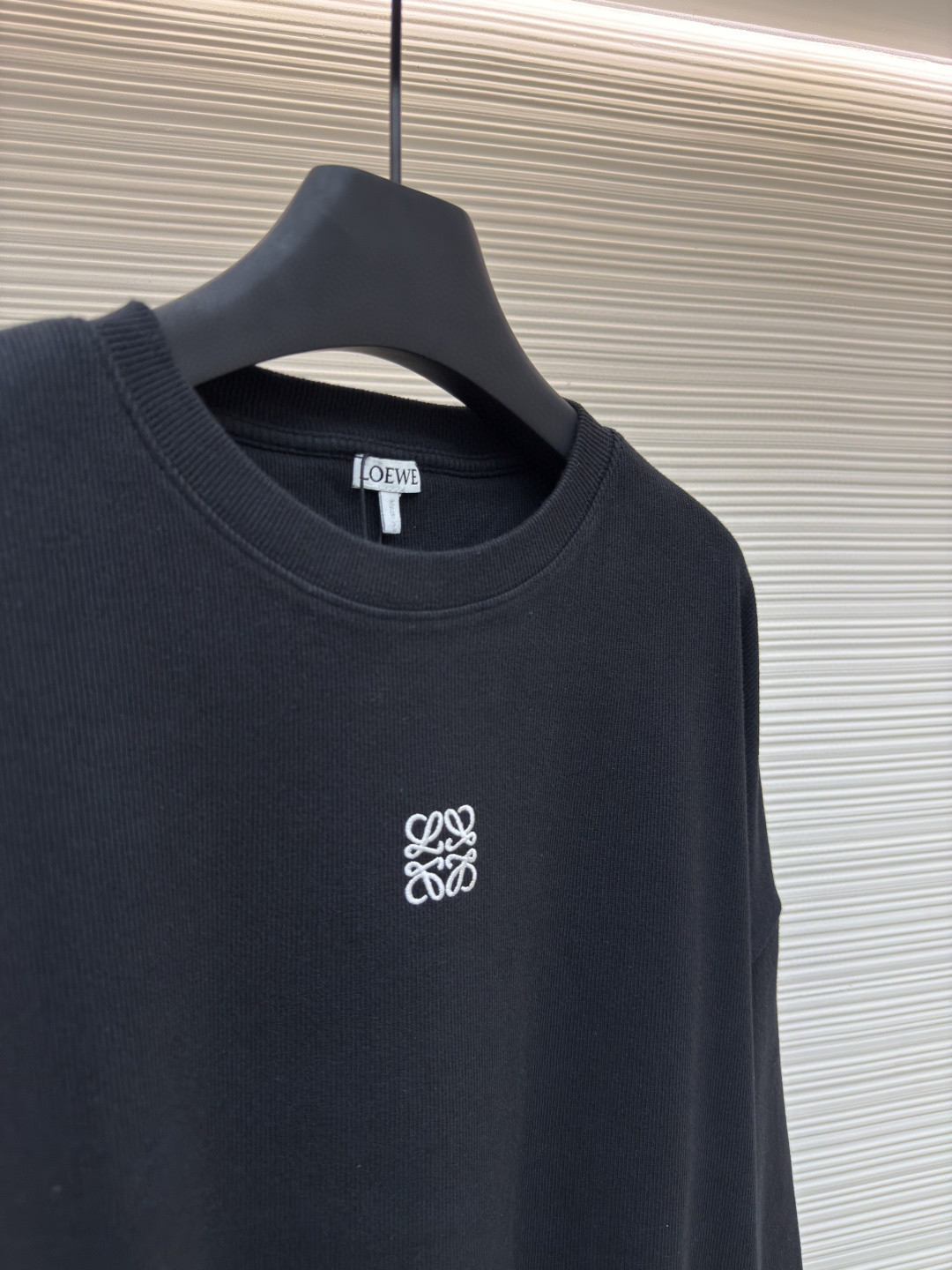 LOEWE 罗意威 胸口刺绣logo长袖T恤 打底衫 灰色 白色 黑色 A5 H526Y22XAZ-1440