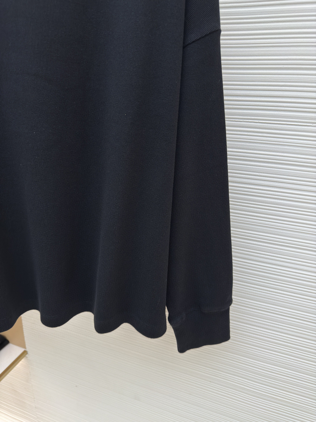 LOEWE 罗意威 胸口刺绣logo长袖T恤 打底衫 灰色 白色 黑色 A5 H526Y22XAZ-1440