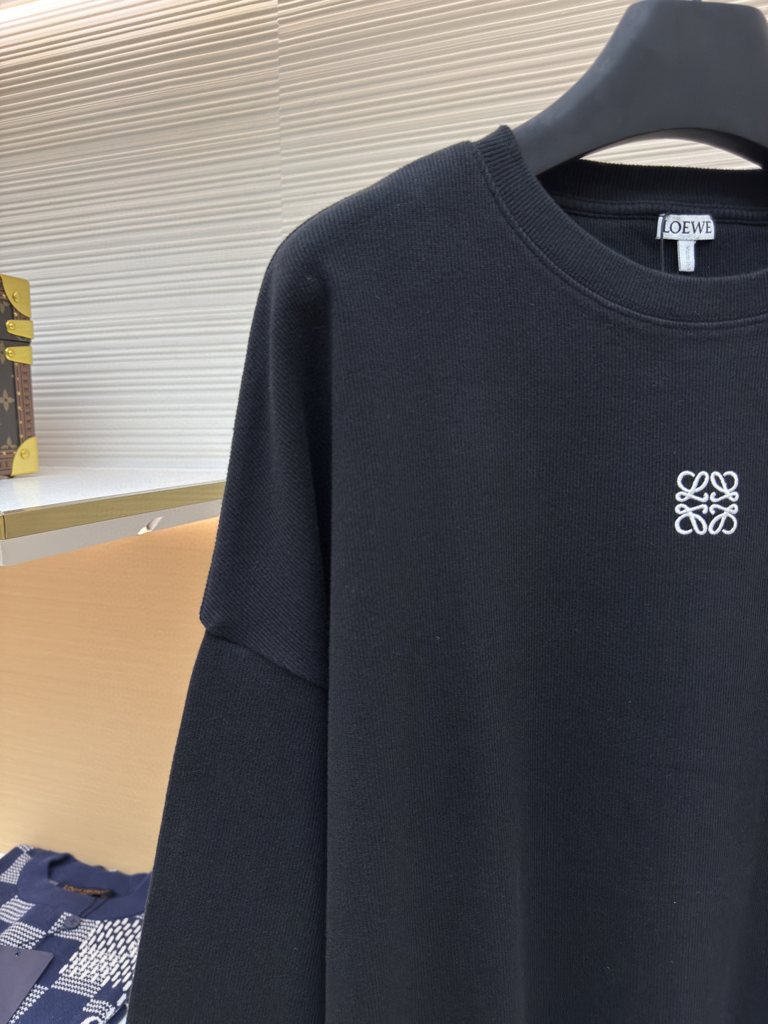 LOEWE 罗意威 胸口刺绣logo长袖T恤 打底衫 灰色 白色 黑色 A5 H526Y22XAZ-1440