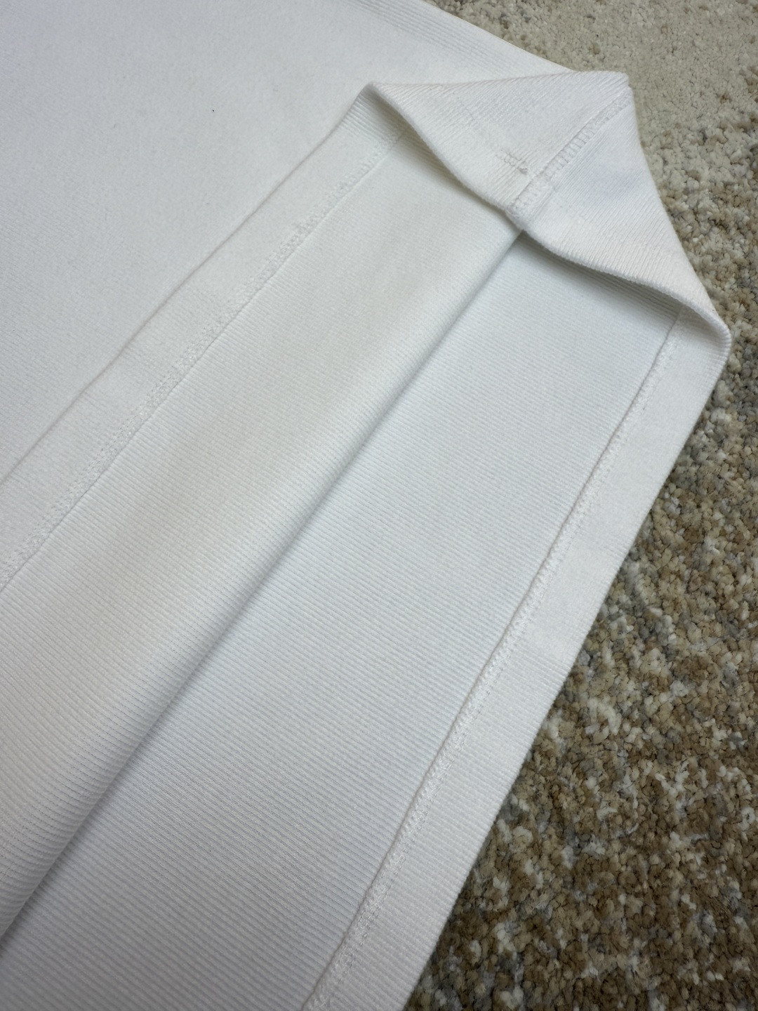 LOEWE 罗意威 胸口刺绣logo长袖T恤 打底衫 灰色 白色 黑色 A5 H526Y22XAZ-1440