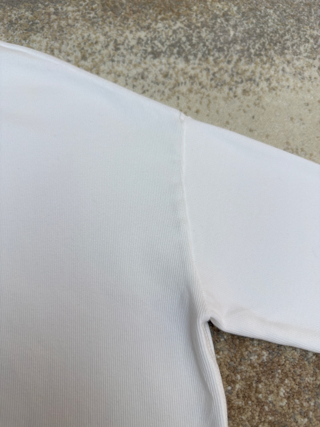 LOEWE 罗意威 胸口刺绣logo长袖T恤 打底衫 灰色 白色 黑色 A5 H526Y22XAZ-1440