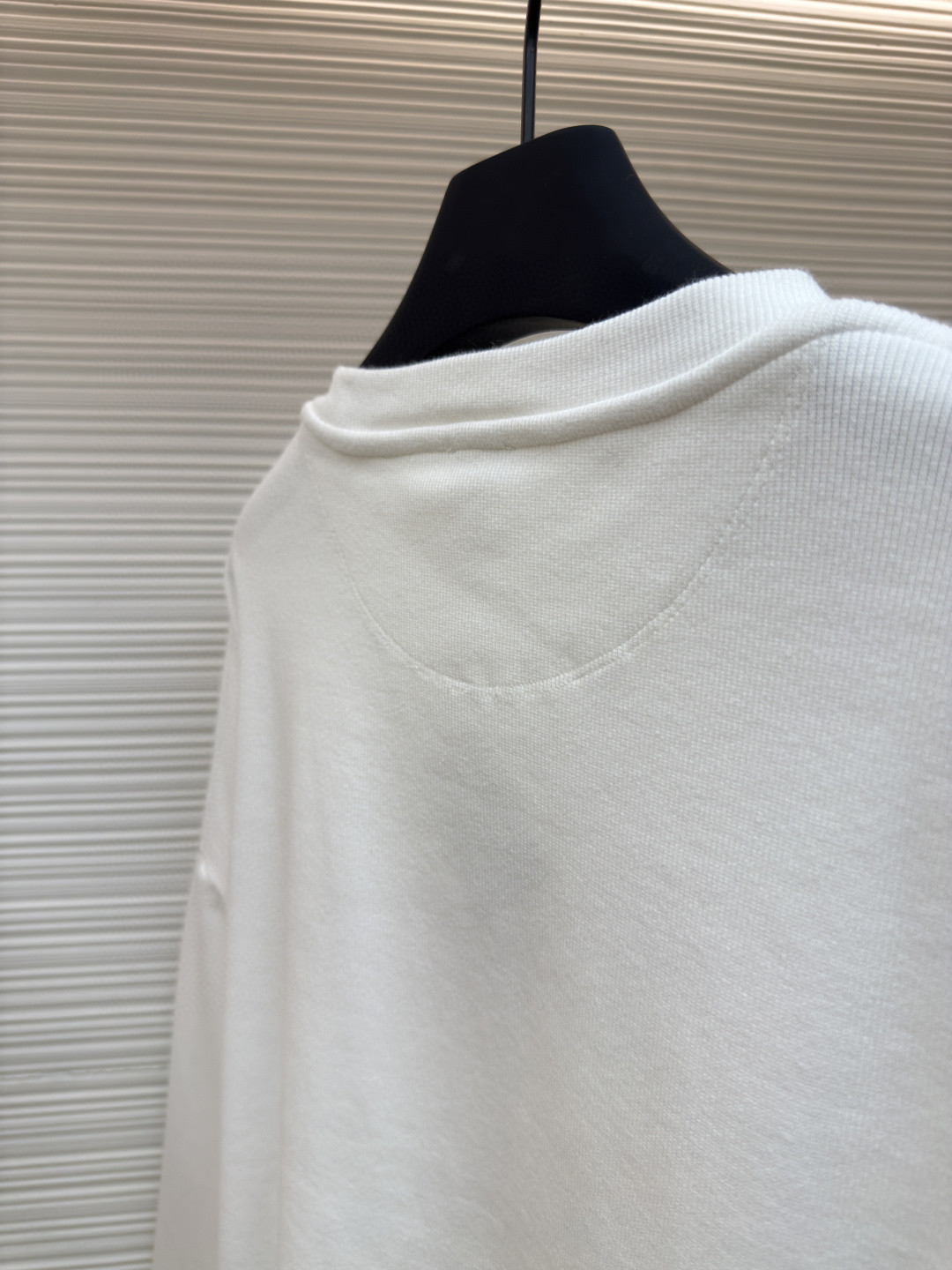 LOEWE 罗意威 胸口刺绣logo长袖T恤 打底衫 灰色 白色 黑色 A5 H526Y22XAZ-1440