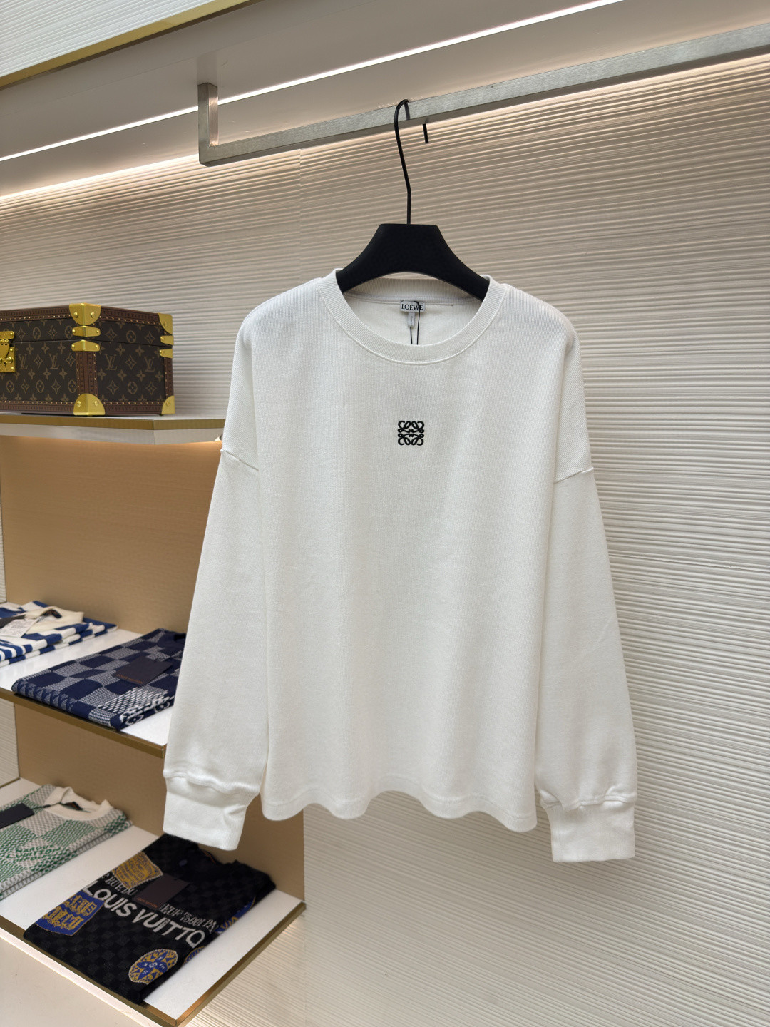 LOEWE 罗意威 胸口刺绣logo长袖T恤 打底衫 灰色 白色 黑色 A5 H526Y22XAZ-1440