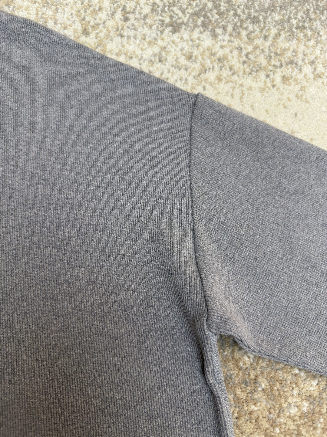 LOEWE 罗意威 胸口刺绣logo长袖T恤 打底衫 灰色 白色 黑色 A5 H526Y22XAZ-1440