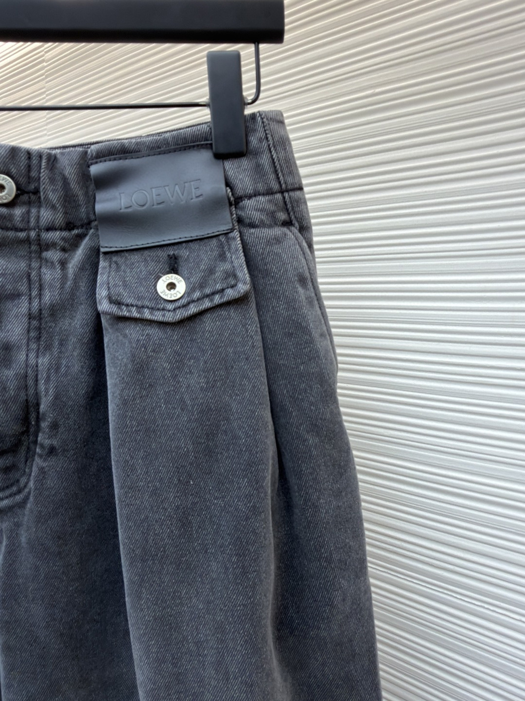 Loewe 罗意威 皮革贴片宽松牛仔裤 长裤 裤子 黑色 B0 H526Y11WAJ-1100